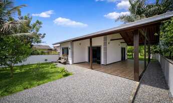 Imagem 6: Casa com Fundo para a Água | 600m² | Acesso à Lagoa e Mar