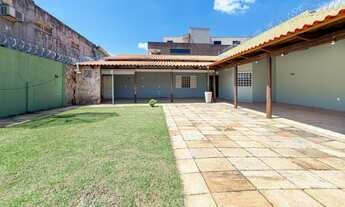 Imagem 2: Casa Térrea com 3 quartos, sendo 1 suíte, à venda na rua 102, Setor Sul, Goiânia, Goiás