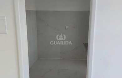 Imagem 4: Apartamento de 1 dormitório no bairro Santo Antônio, bem localizado em Porto Alegre