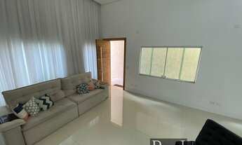 Imagem: Sobrado 411m² com 4 dormitórios sendo