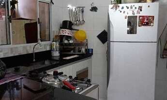 Imagem 6: Sobrado com 2dorm 1 suíte 2 vagas com 3 edículas - $650.000,00 - Alves Dias