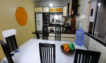 Imagem 3: Casa em Camboriú no bairro Tabuleiro 04 Dormitórios sendo 01 Suíte