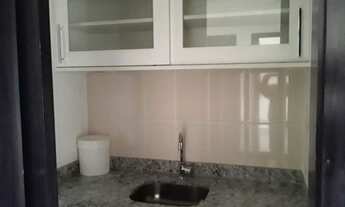 Imagem 2: Sala mobiliada no Edifício Maruana para locação.