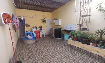 Imagem: Casa para venda tem 250 metros quadrados