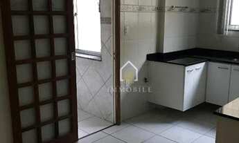 Imagem 2: Apartamento central, com peças amplas