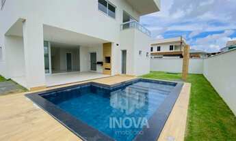 Imagem 2: Casa de condomínio Alphaville para venda tem 350 metros quadrados com 5 quartos