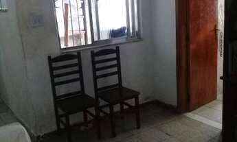 Imagem 5: Casa Tipo Apartamento Quarto Cozinha Banheiro Área - Cascadura