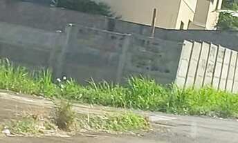 Imagem 1: Terreno à venda, 730 m² perto do Anashopping