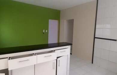 Imagem 6: Casa para Venda em Uberlândia, Jardim Colina, 3 dormitórios, 1 suíte, 3 banheiros, 2 vagas