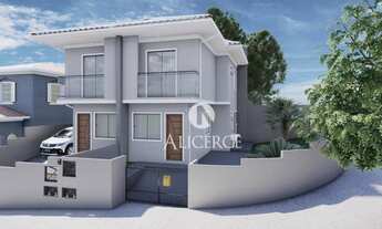 Imagem 2: Lindo Sobrado com passagem lateral Bairro Areias S. Jose SC