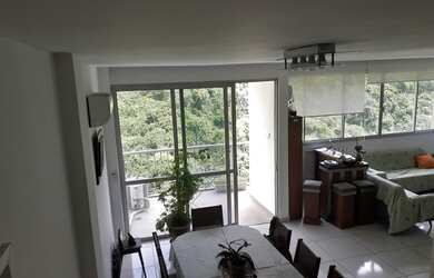 Imagem 3: Cobertura duplex, com 4 quartos, 2 dependências, 2 vagas . Terraço com piscina