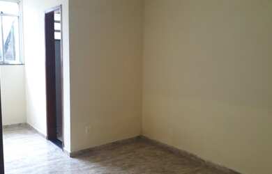 Imagem 4: Casa para venda tem 240 metros quadrados com 3 quartos em São Pedro - Juiz de Fora - MG