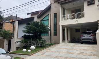 Imagem: Sobrado para venda tem 300 metros quadrados