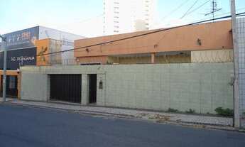 Imagem: 6 quartos (4 suítes) gabinete dependência