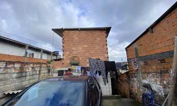 Imagem 2: Oportunidade - Casa com 100m², 1 dormitório, sala / cozinha, banheiro, área de serviço e 2