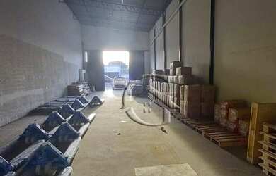 Imagem 2: Barracão para locação em Avenida