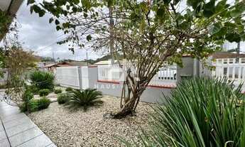 Imagem 2: Casa para aluguel com 160 metros quadrados com 3 quartos em Rau - Jaraguá do Sul - SC