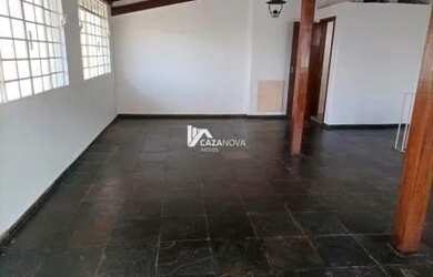 Imagem 3: Casa excelente para aluguel/venda no Caiçara !