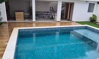 Imagem 4: Casa de condomínio para venda com 400 metros quadrados com 5 quartos