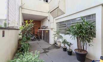 Imagem 3: Apartamento reformado 02 dormitórios 01 vaga 71 m2 úteis