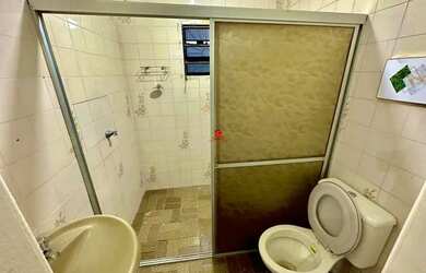 Imagem 6: Casa com 3 suítes, área nos fundo bem espaçosa, A casa fica bem enfrente a portaria do con