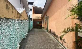 Imagem 2: Casa para aluguel possui 180 metros quadrados com 4 quartos