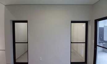 Imagem 5: Casa terra branca