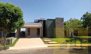 Imagem: Araraquara - Casa Padrão - Condomínio