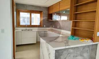 Imagem 6: Casa no condomínio Blue Garden com 4 quartos sendo 3 suítes