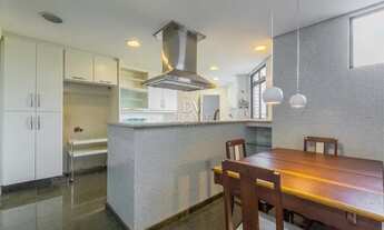 Imagem 7: Apartamento de 359,96m² com 3 suítes e 4 vagas com ótima localização em frente ao Graciosa