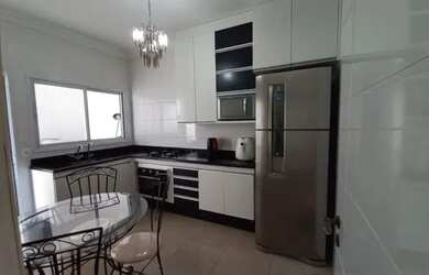 Imagem 6: Casa a venda no Bairro: Parque dos Flamboyans .O imóvel conta com 03 dormitórios, sendo 02