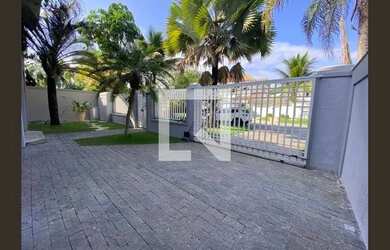 Imagem 3: Sobrado para aluguel tem 600 metros quadrados com 4 quartos em Barra da Tijuca - Rio de Ja