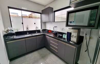 Imagem 6: Morada dos Pássaros/ 03 suítes/ Piscina!