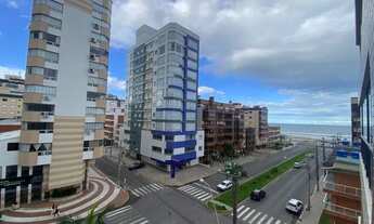 Imagem 5: Apartamento com sacada de frente para avenida e vista para o mar