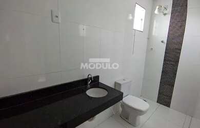 Imagem 6: CASA RESIDENCIAL à venda, 3 quartos, 1 suíte, 2 vagas, JARDIM HOLANDA - Uberlândia/MG