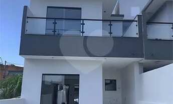 Imagem: Sobrado Recentemente finalizado