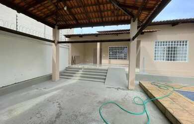 Imagem 4: Alugo casa com piscina na 206 sul (ARSE 22