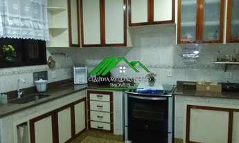 Imagem 6: ÓTIMA CASA C/ ACABAMENTO FINO, ILUMINAÇÃO DE LED E PORCELANATO NA SALA, 2 QUARTOS NO CENTR