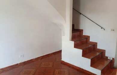 Imagem 3: Não perca a oportunidade de viver com conforto e segurança neste lindo sobrado no Imirim