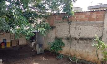 Imagem 7: Casa 04 quartos - Bairro Santa Mônica - R$ 550 mil