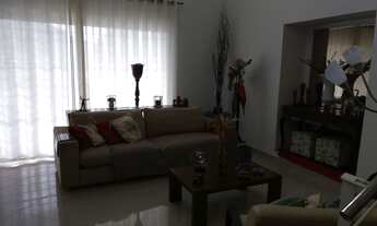 Imagem 5: Linda casa a venda na Vila Oliveira, 3 dormitórios sendo 2 suítes, quintal amplo, 310 M²