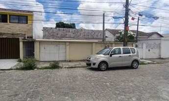 Imagem 2: Vendo casa em Jardim São Paulo uma rua muito boa e calçada, com Jardim e Quintal e com um