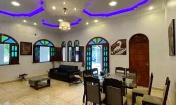 Imagem 3: Excelente imóvel com 7 Quartos, sendo 5 suítes, piscina e salão de eventos no Colônia Terr