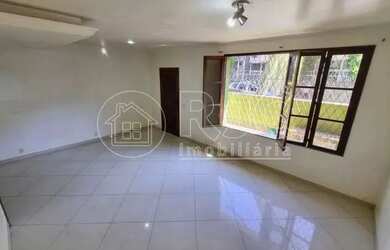 Imagem 2: Casa de rua - Triplex / Residencial / Andaraí