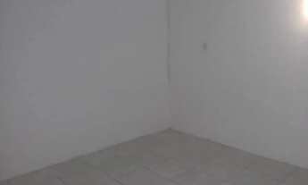 Imagem 4: Casa para Locação em Fortaleza, Conjunto Ceará, 2 dormitórios, 1 banheiro, 1 vaga