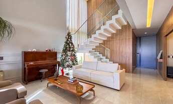 Imagem 3: Casa Sobrado para venda possui 440 metros quadrados com 4 suítes Alphaville uberlãndia 2