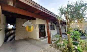 Imagem 2: Casa à venda em Caraguatatuba, Indaiá, com 3 quartos, 217,00m²