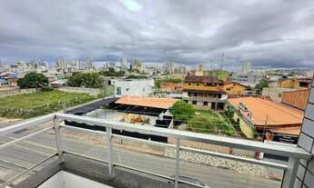 Imagem 2: Apartamento à venda - 2 quartos (1 suíte) com sacada e garagem!