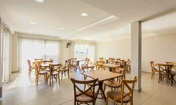 Imagem 3: Apartamento para Venda em Curitiba, Portão, 2 dormitórios, 1 suíte, 2 banheiros, 1 vaga