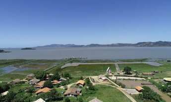 Imagem 7: Casa de Campo à Venda com 2 quartos, com vista para a Lagoa de Imaruí - Imaruí/SC